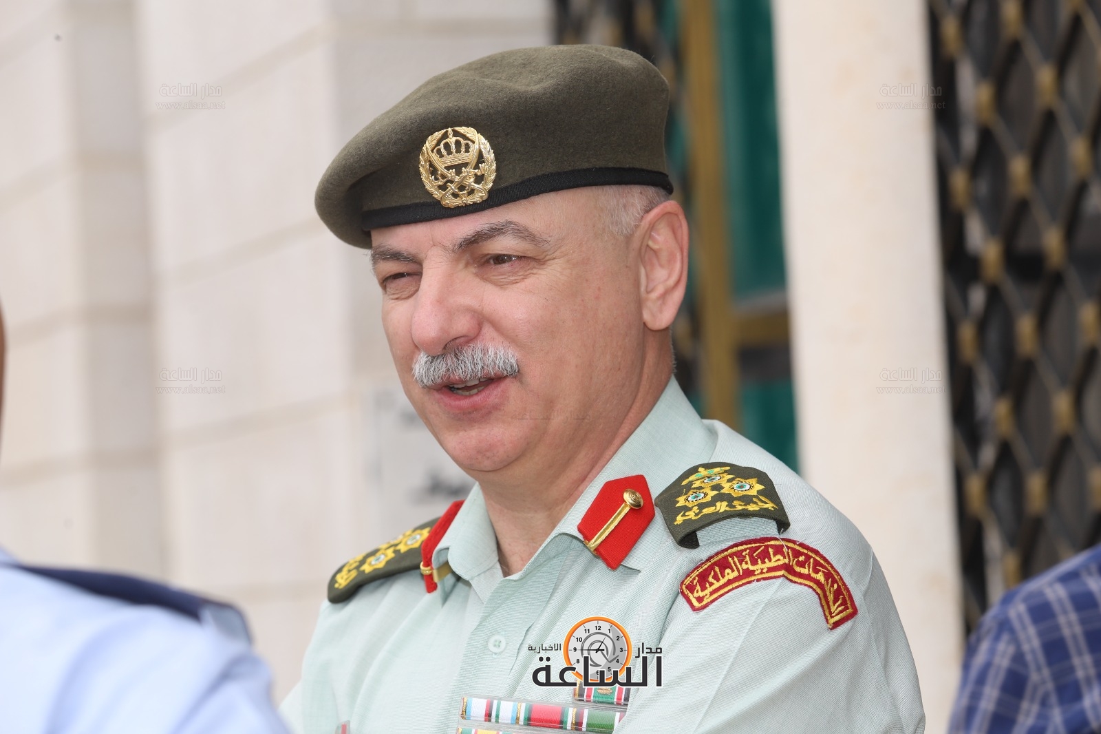 Madar Al-Saa Images 0.5139847854330444