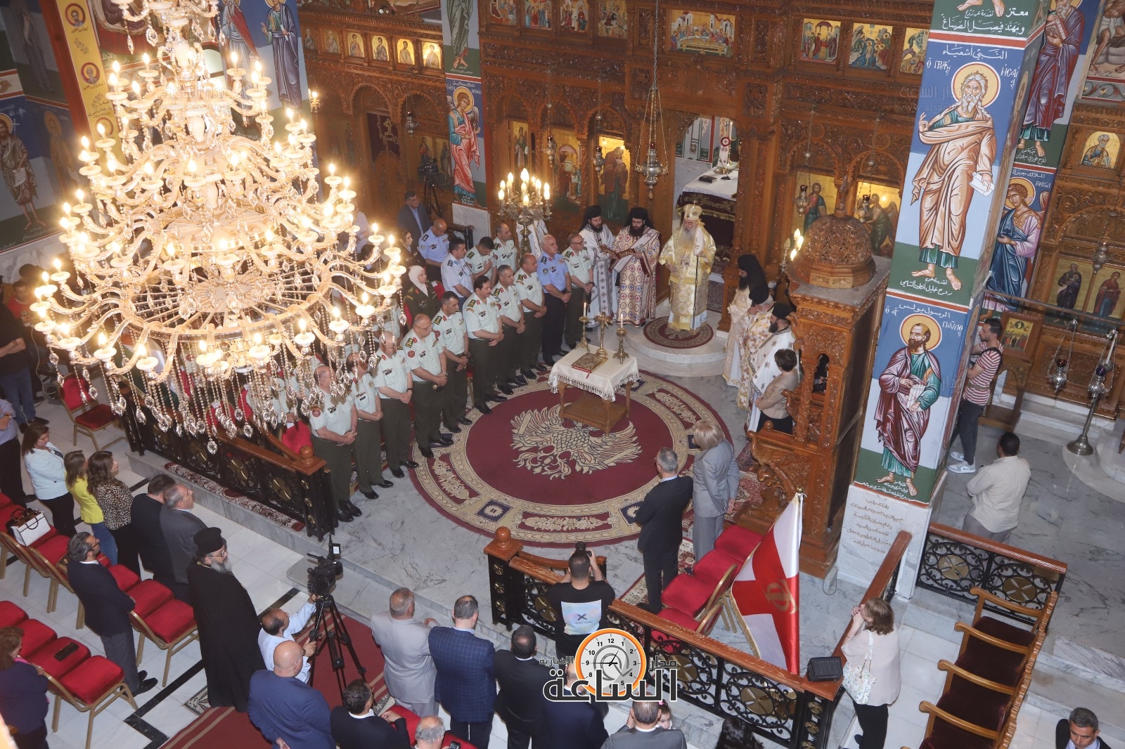 Madar Al-Saa Images 0.7792544626663316