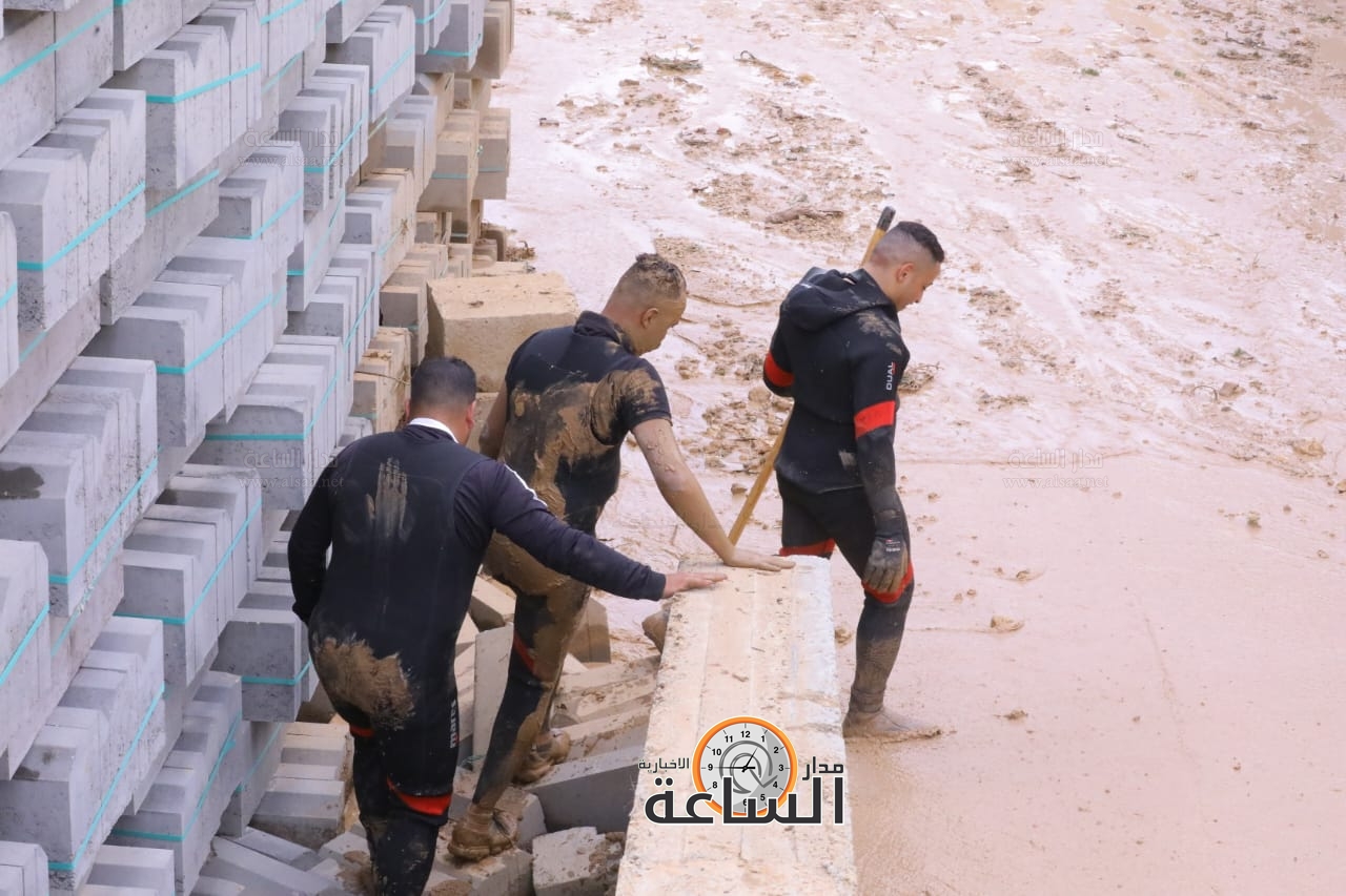 Madar Al-Saa Images 0.15821312827892586