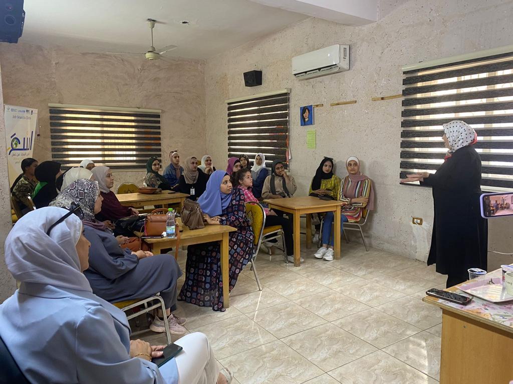 Madar Al-Saa Images 0.6479848911155561