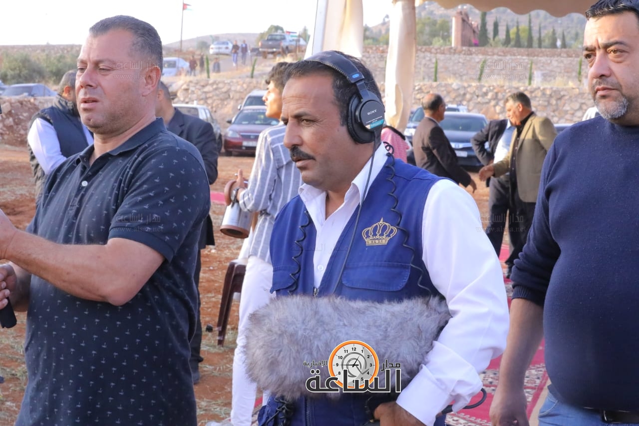 Madar Al-Saa Images 0.9179150084480673