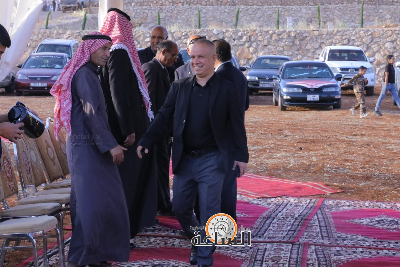 Madar Al-Saa Images 0.55984863414922