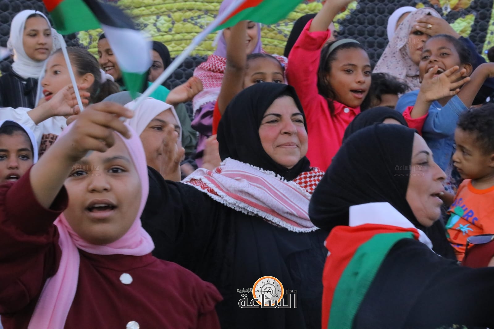 Madar Al-Saa Images 0.9248572492981812