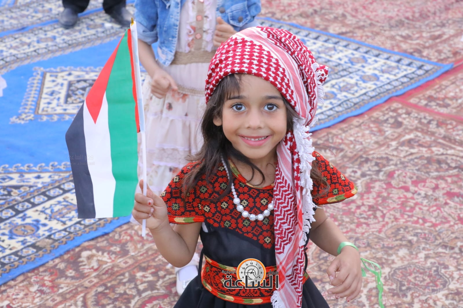 Madar Al-Saa Images 0.9550765372980583