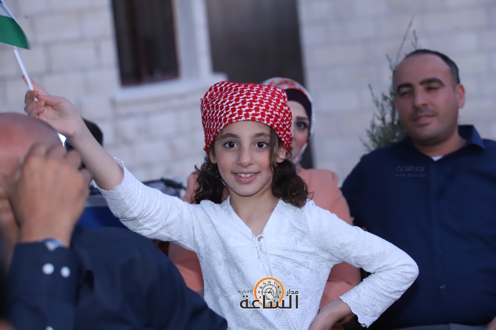 Madar Al-Saa Images 0.304503673300798