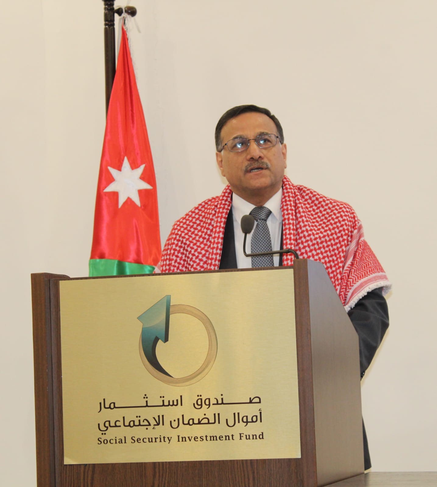 Madar Al-Saa Images 0.4368739413533078