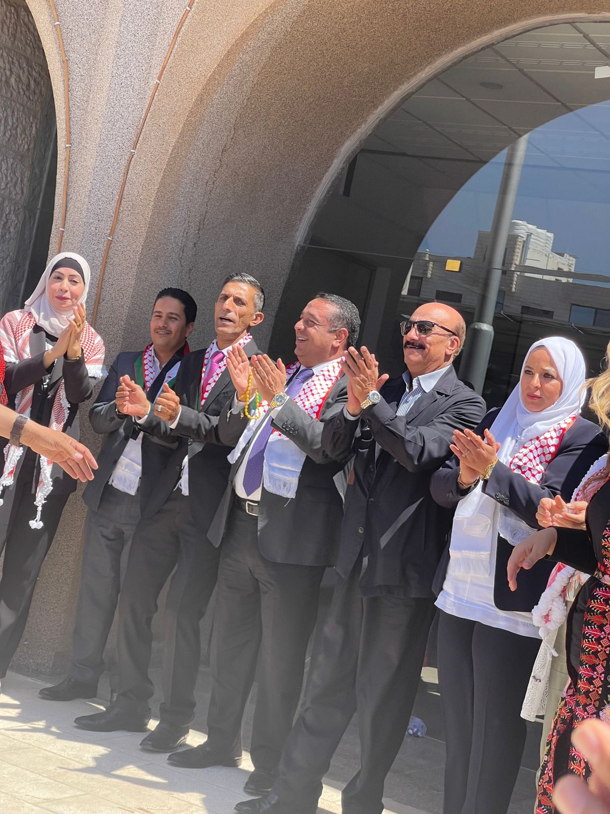 Madar Al-Saa Images 0.627339135064692