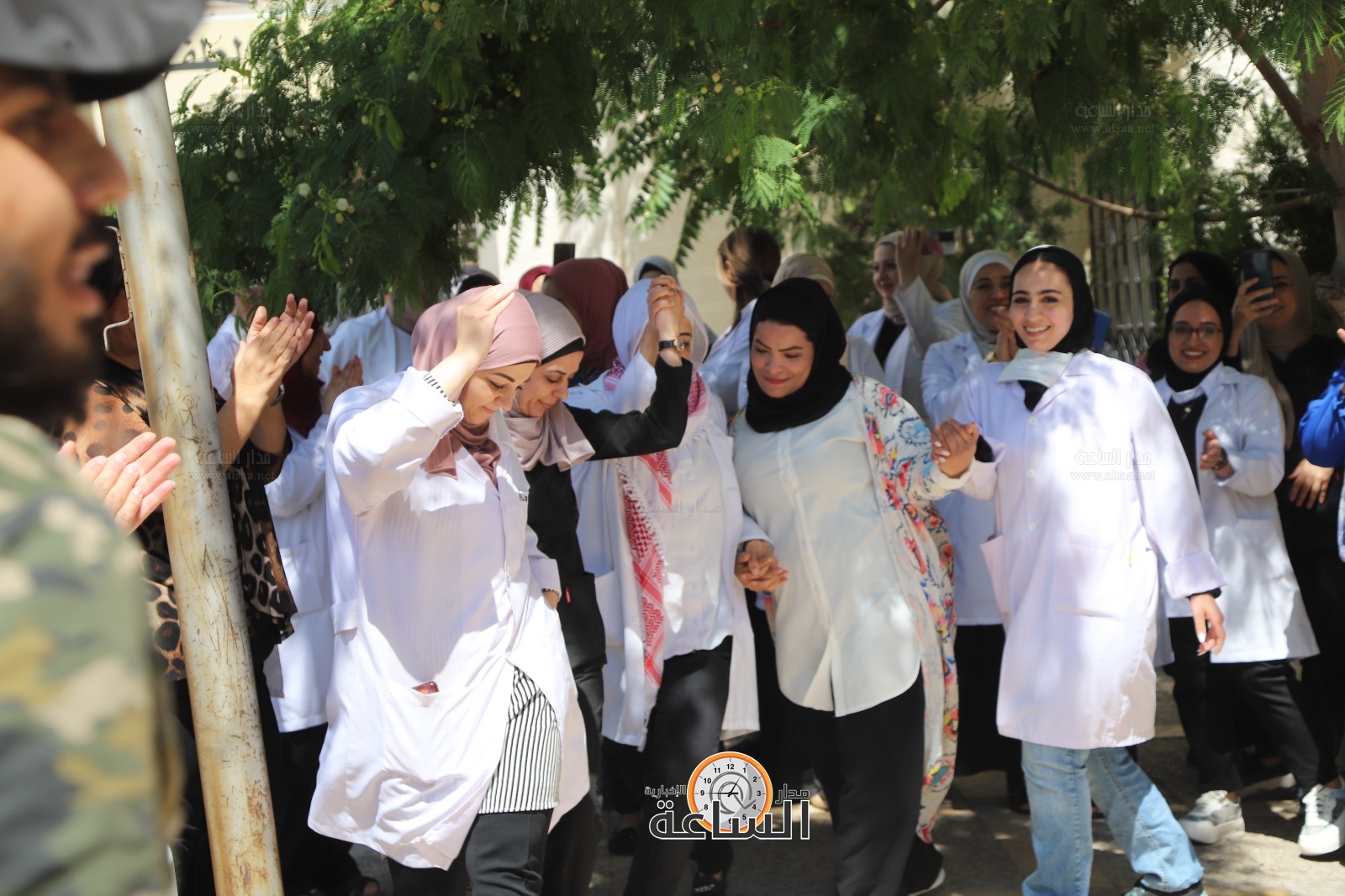 Madar Al-Saa Images 0.09473008636755176