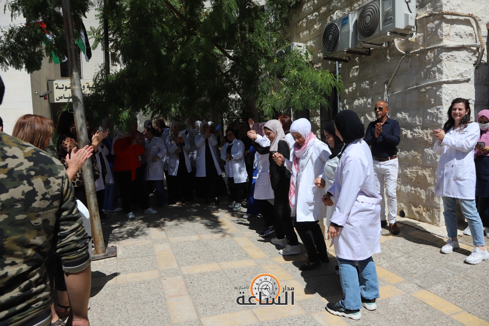 Madar Al-Saa Images 0.2836382208994477