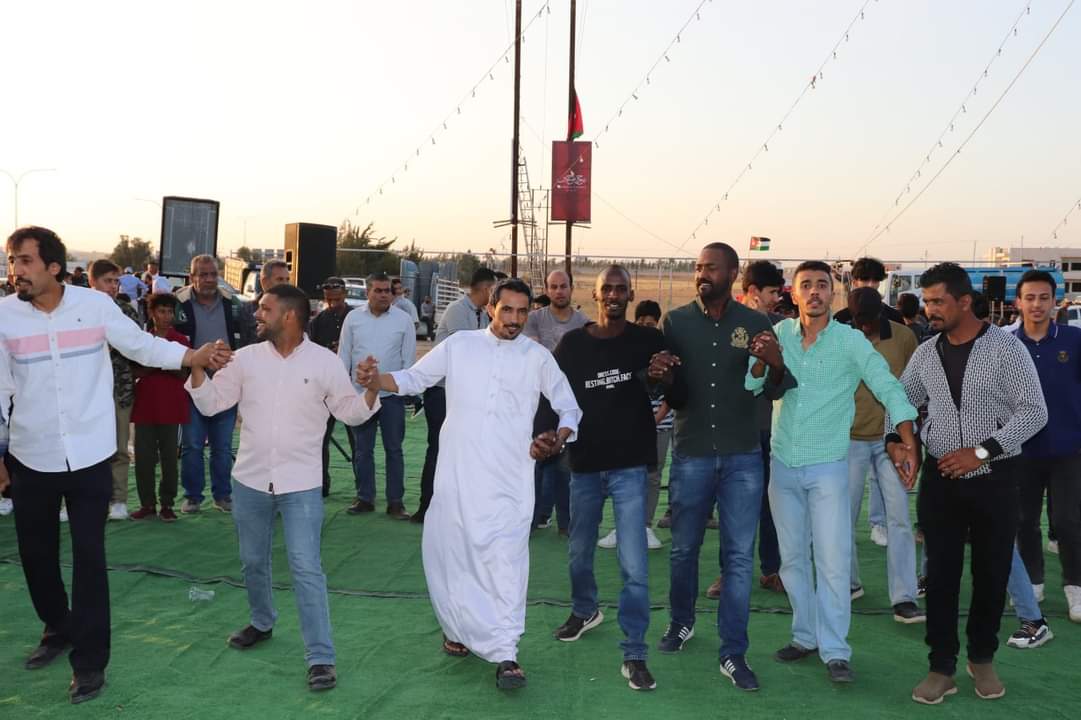 Madar Al-Saa Images 0.282671201900879