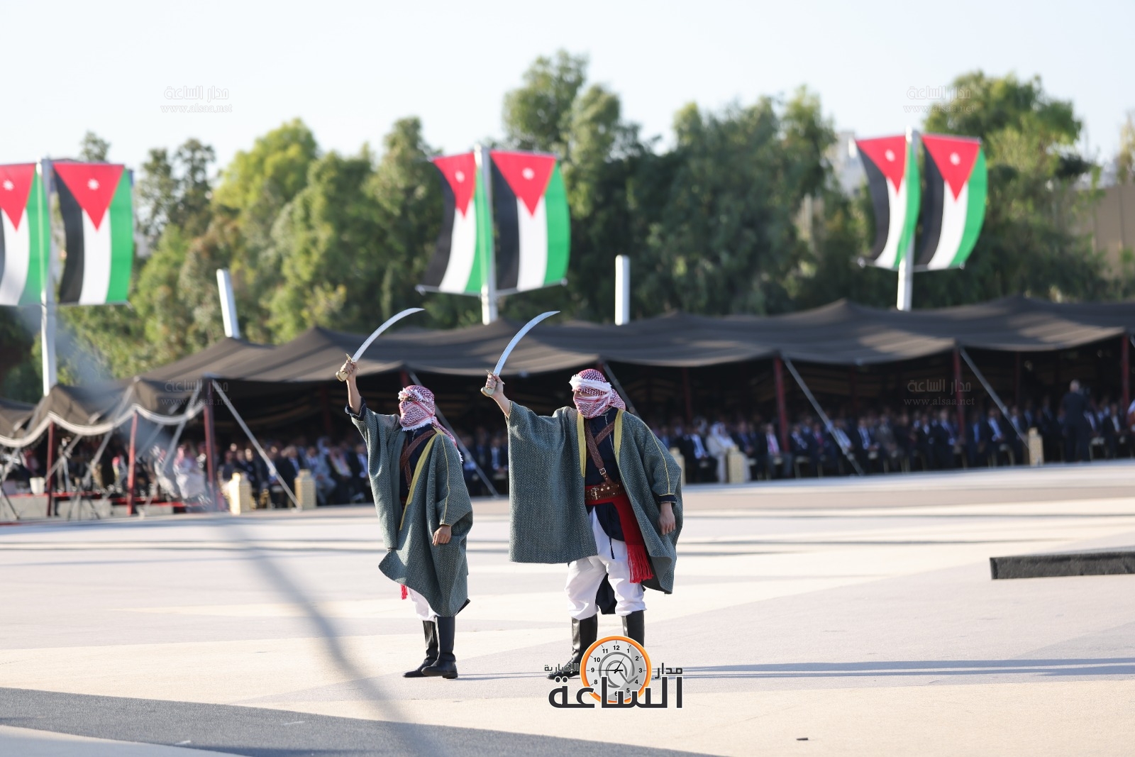 Madar Al-Saa Images 0.6937399050453387