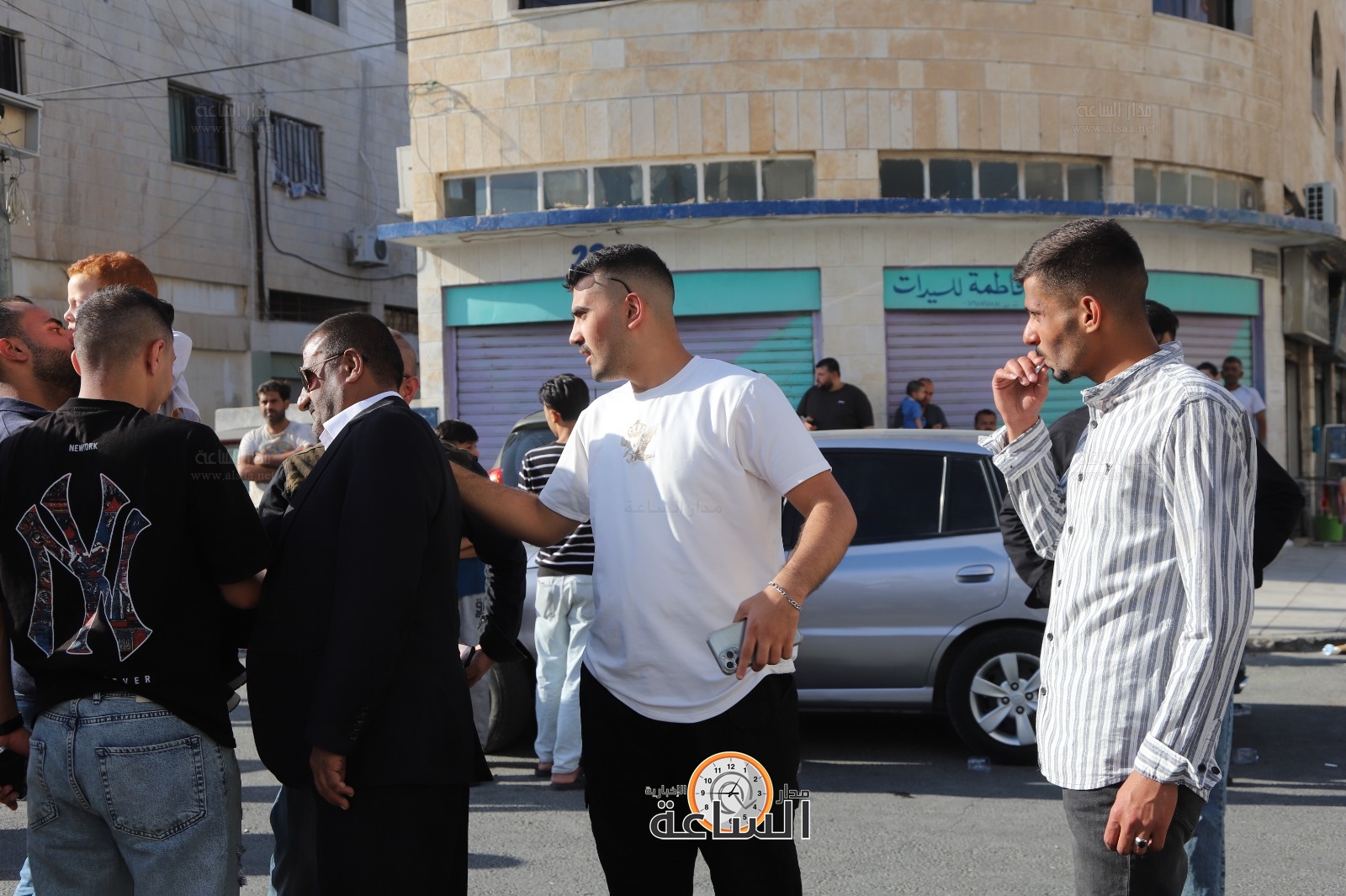 Madar Al-Saa Images 0.7779999830123339