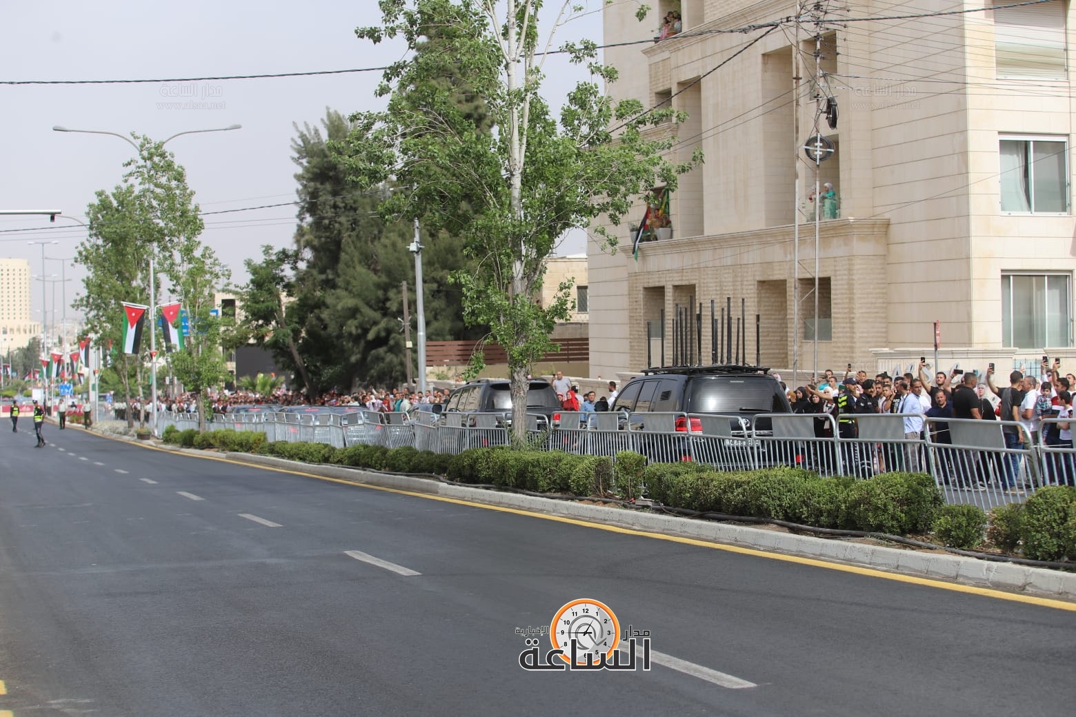 Madar Al-Saa Images 0.49208180163490023