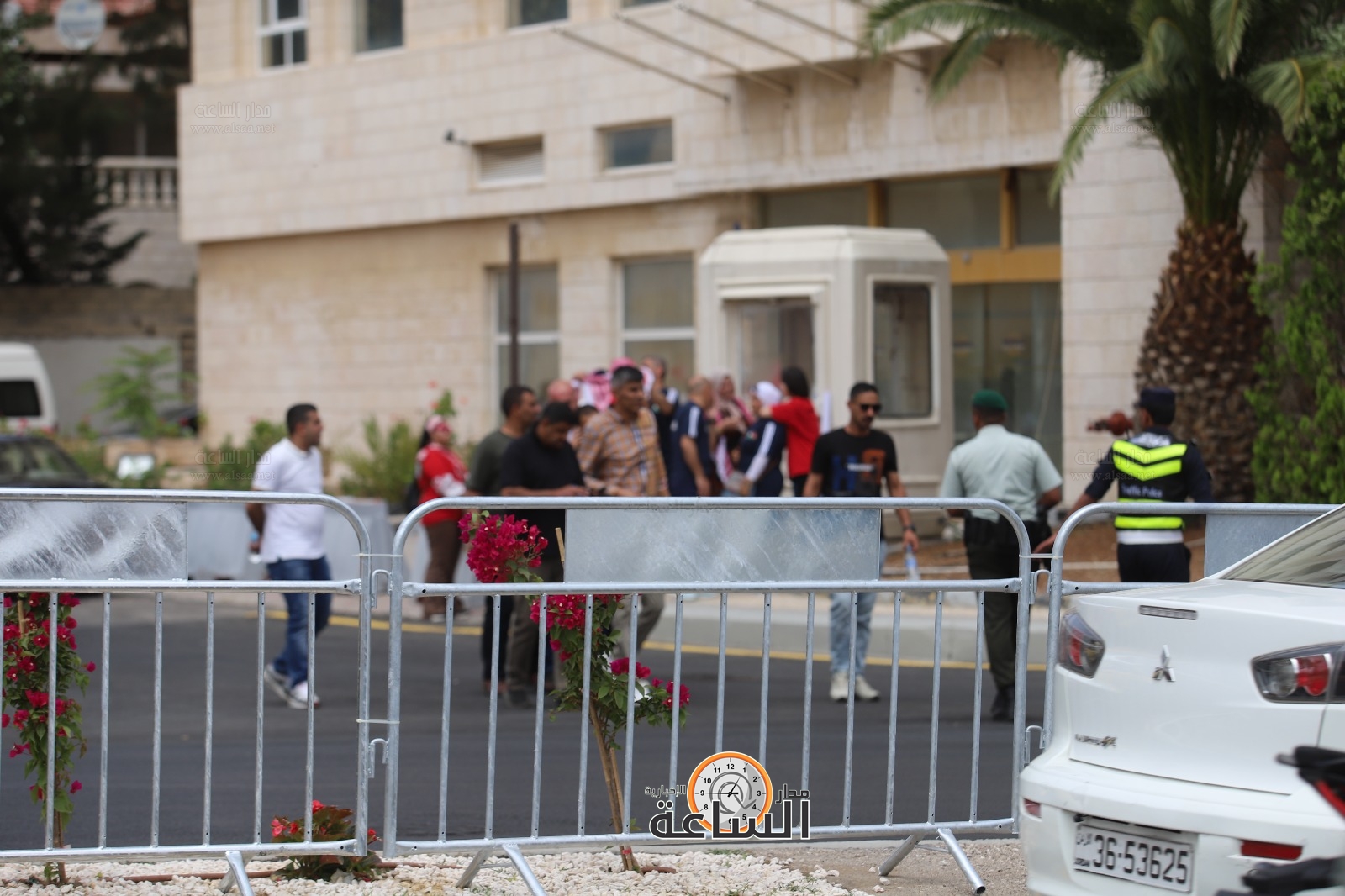 Madar Al-Saa Images 0.5038790013689922