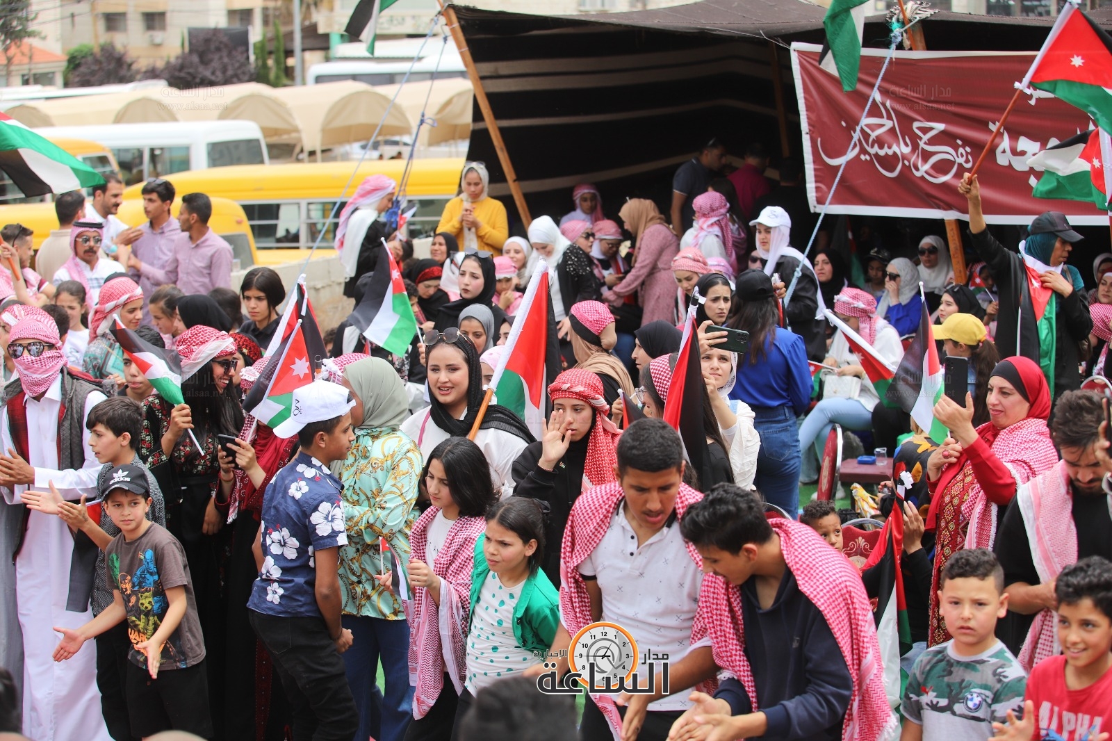 Madar Al-Saa Images 0.021437248262470954