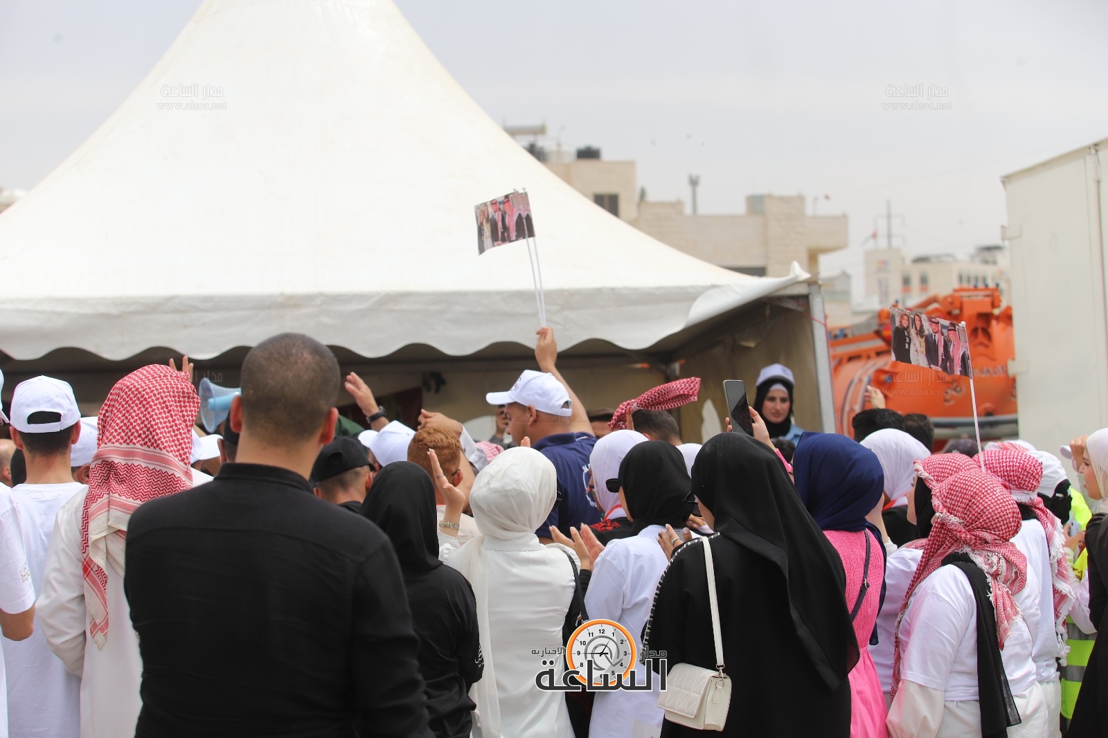 Madar Al-Saa Images 0.5537333173738117