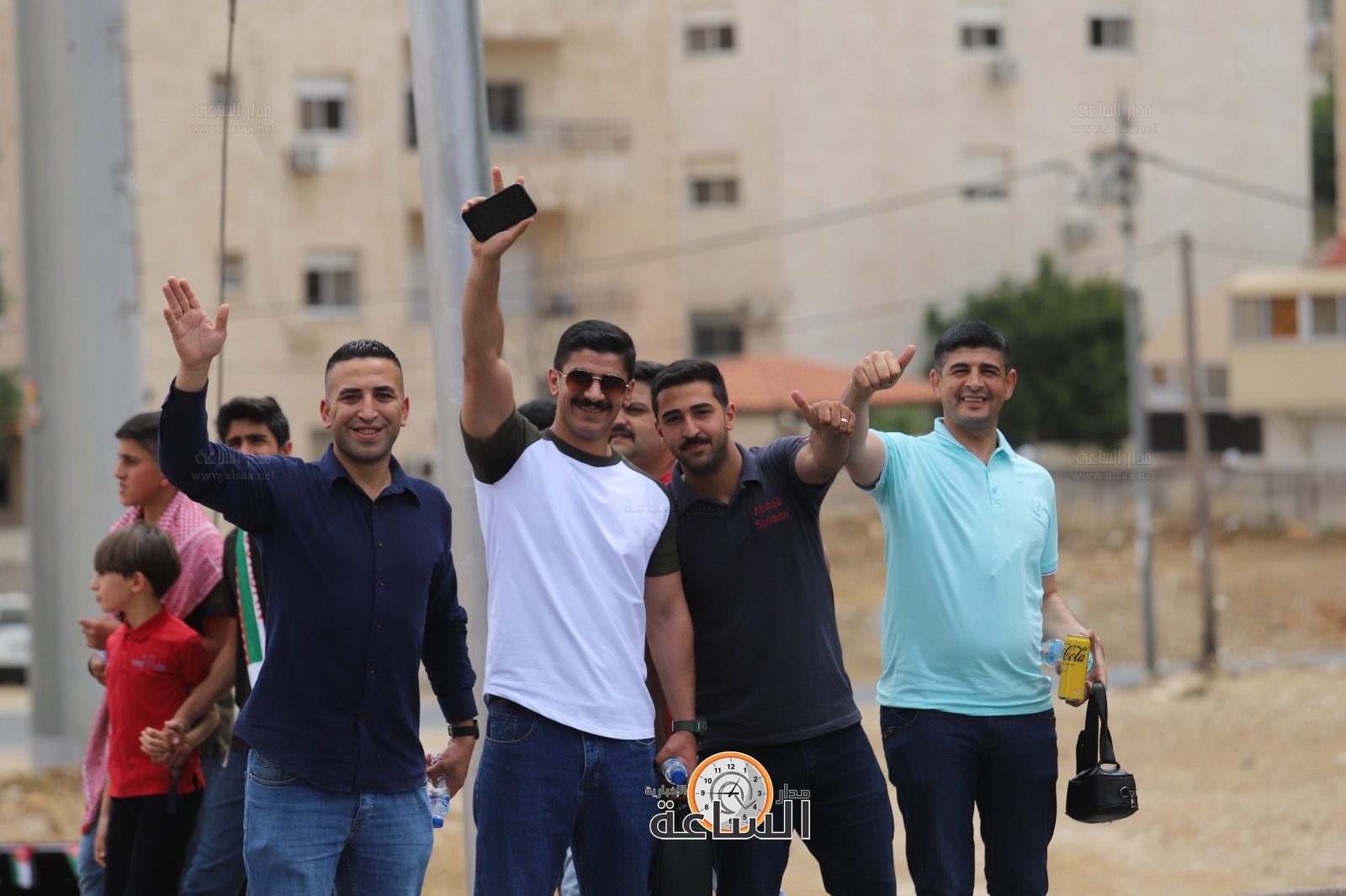 Madar Al-Saa Images 0.05338154481483137