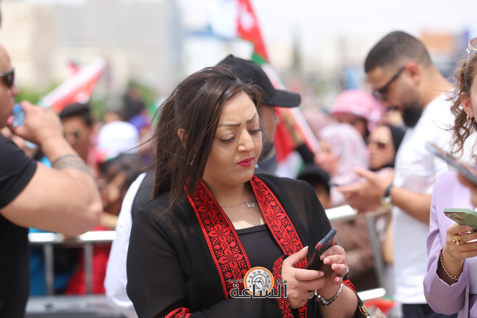 Madar Al-Saa Images 0.2446095646572457