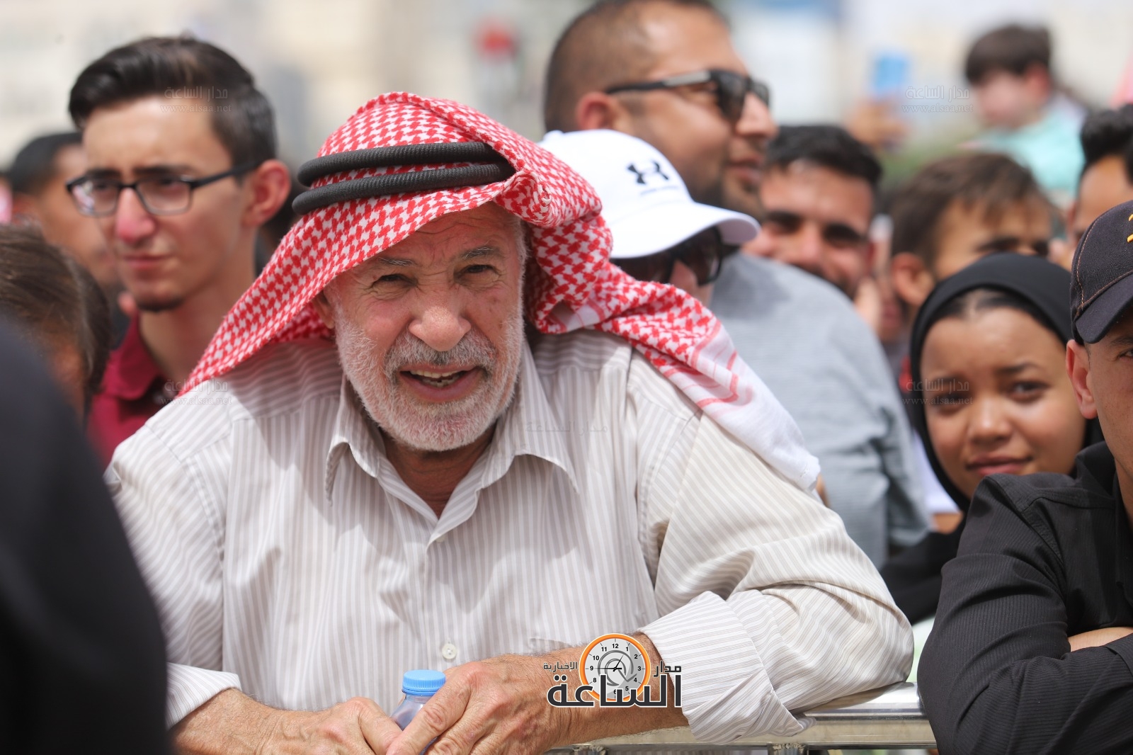 Madar Al-Saa Images 0.00497000702053807