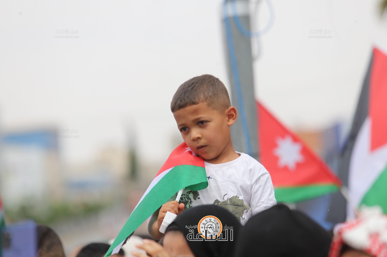 Madar Al-Saa Images 0.831952566650833