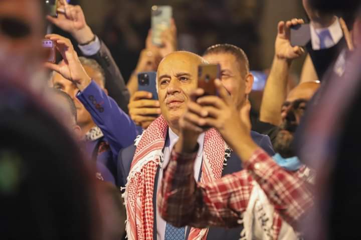 Madar Al-Saa Images 0.8441477561513122