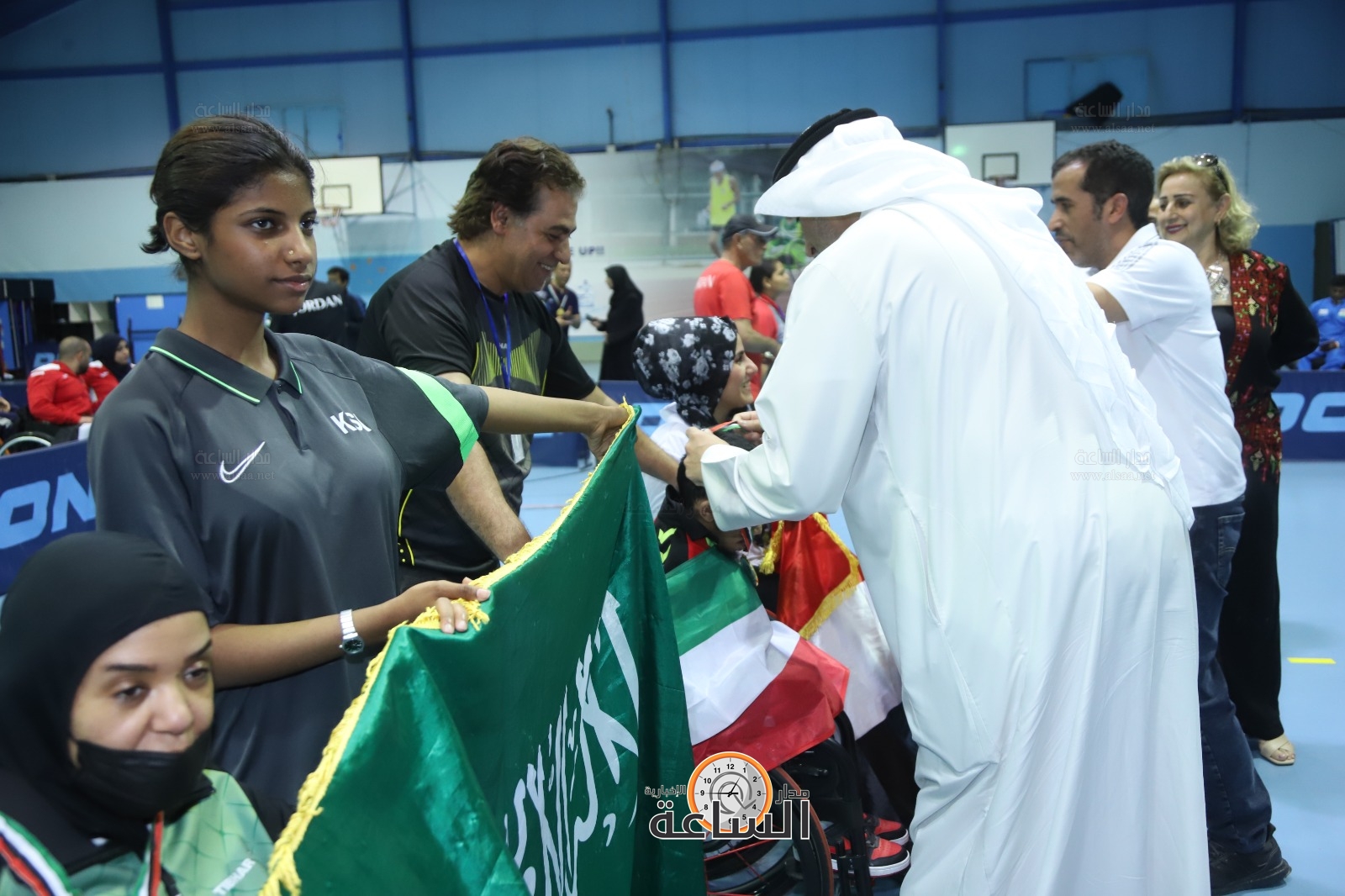 Madar Al-Saa Images 0.05303875324595397