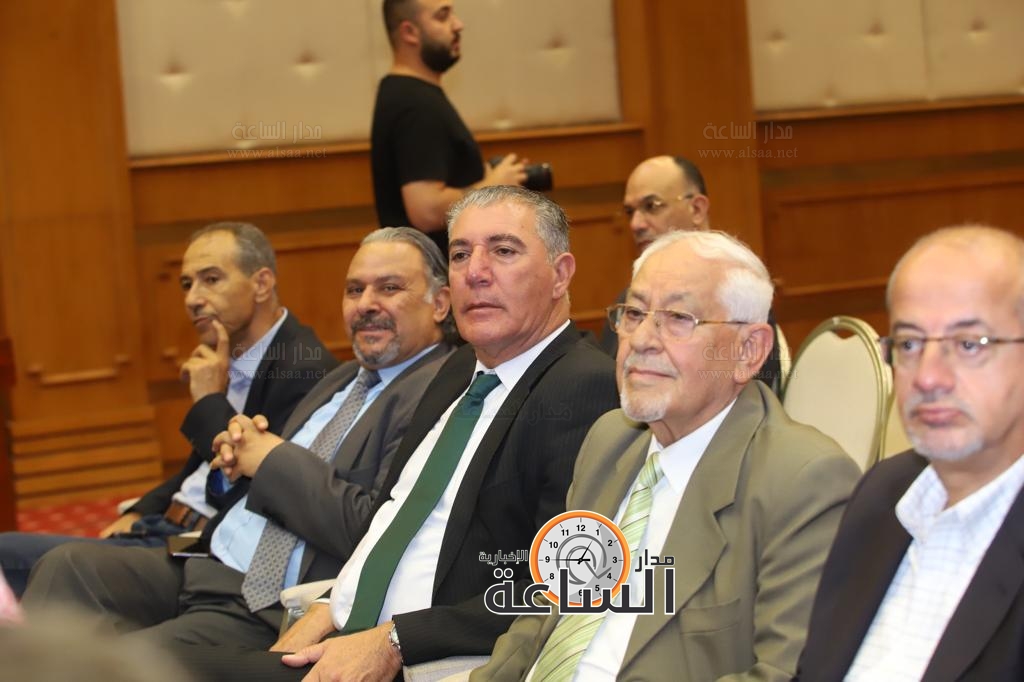 Madar Al-Saa Images 0.4481777613866289