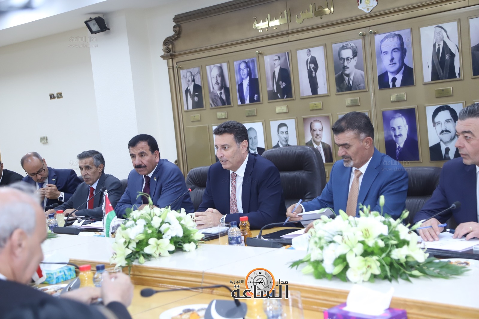 Madar Al-Saa Images 0.3871814403592846