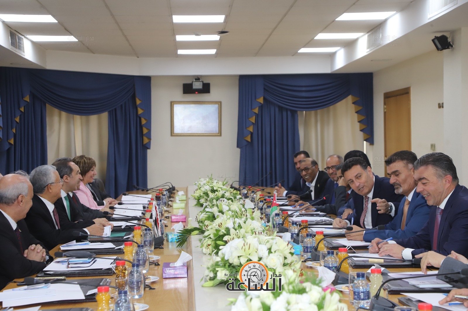 Madar Al-Saa Images 0.6677606379235976