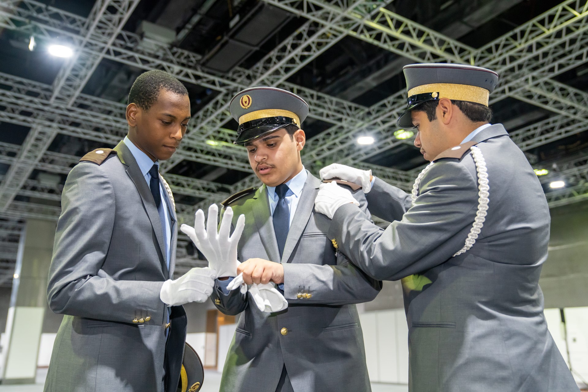 Madar Al-Saa Images 0.47996926237868043