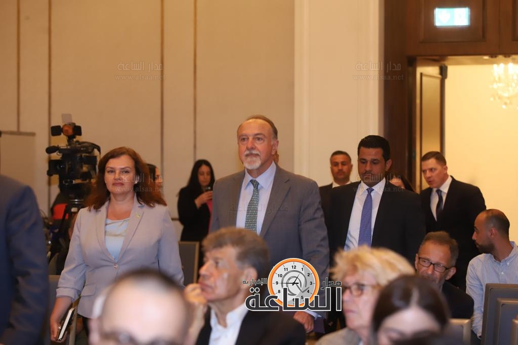 Madar Al-Saa Images 0.835130850061295