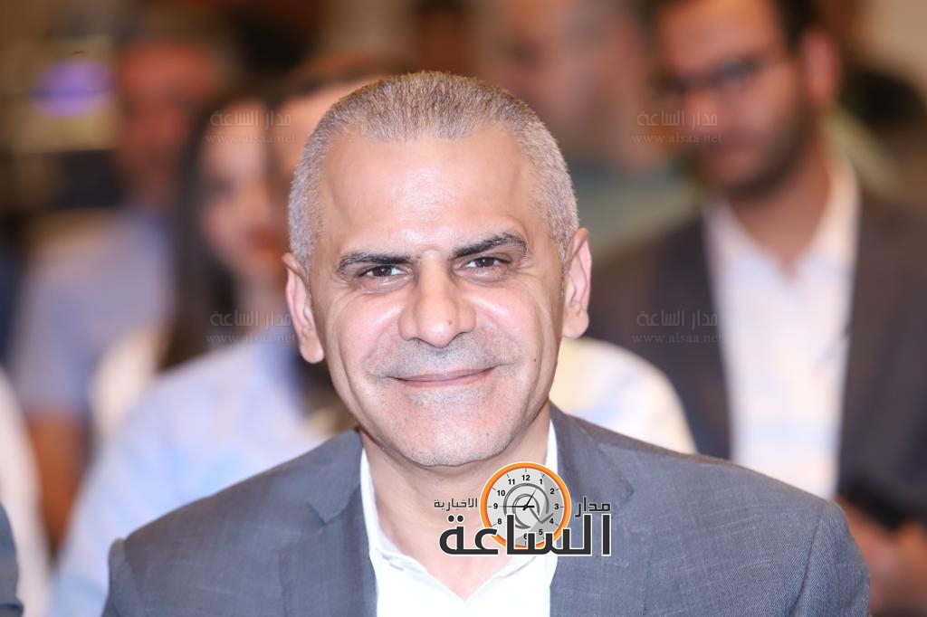 Madar Al-Saa Images 0.048350603886352816