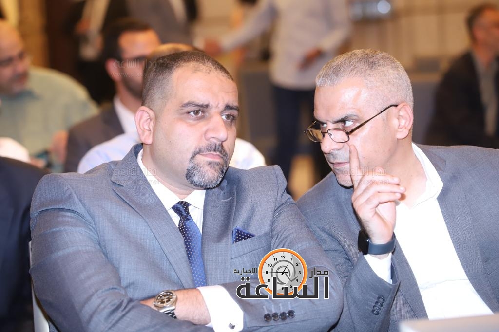 Madar Al-Saa Images 0.3822292225602204