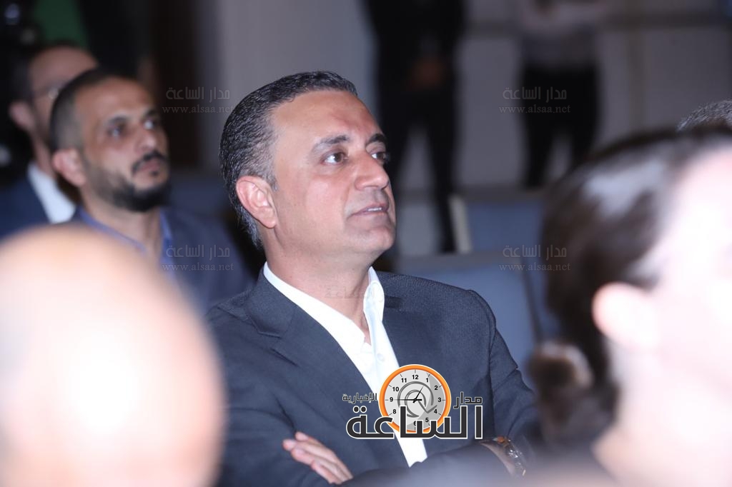 Madar Al-Saa Images 0.7832302964961682