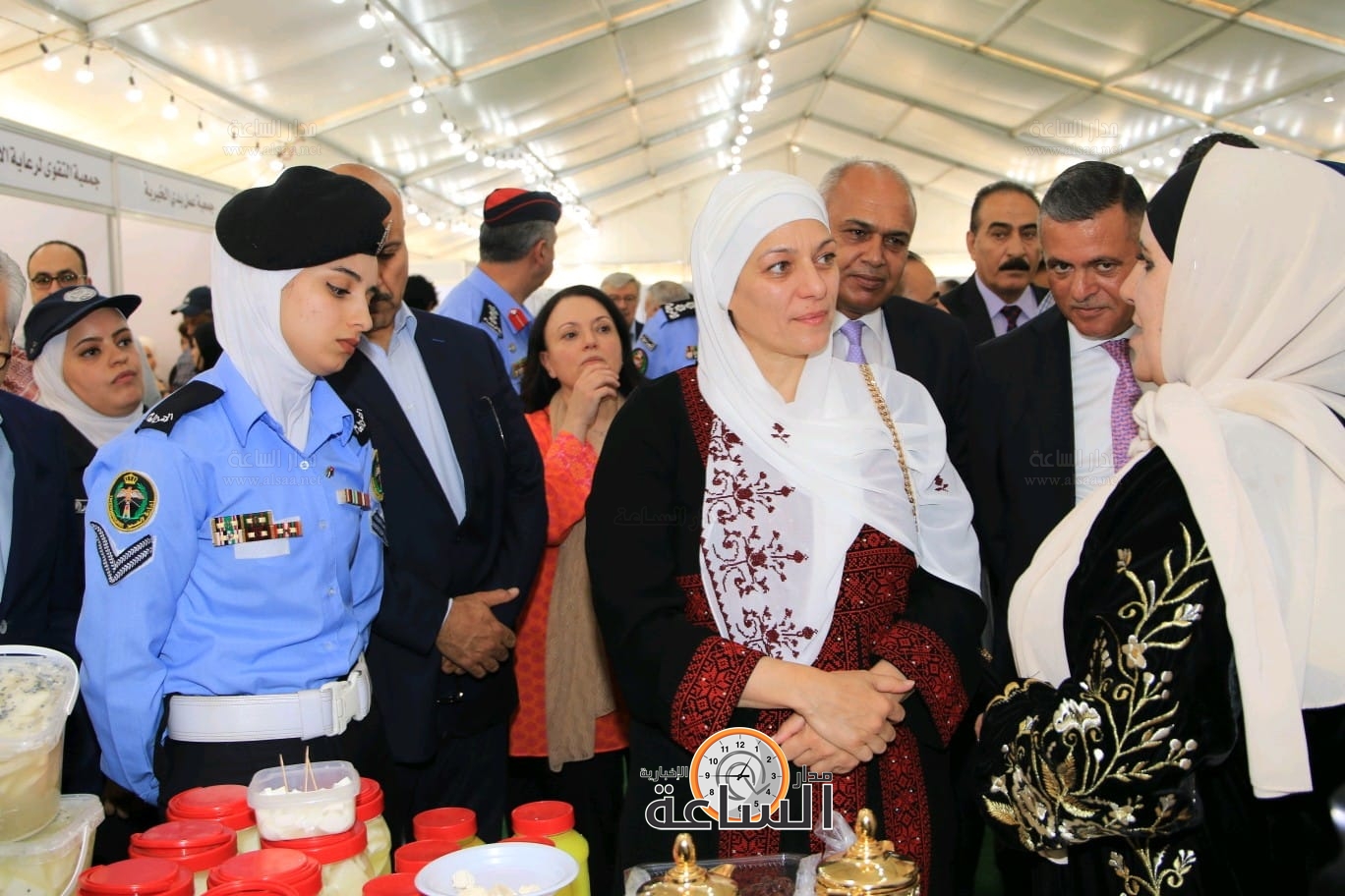 Madar Al-Saa Images 0.03826362708496567