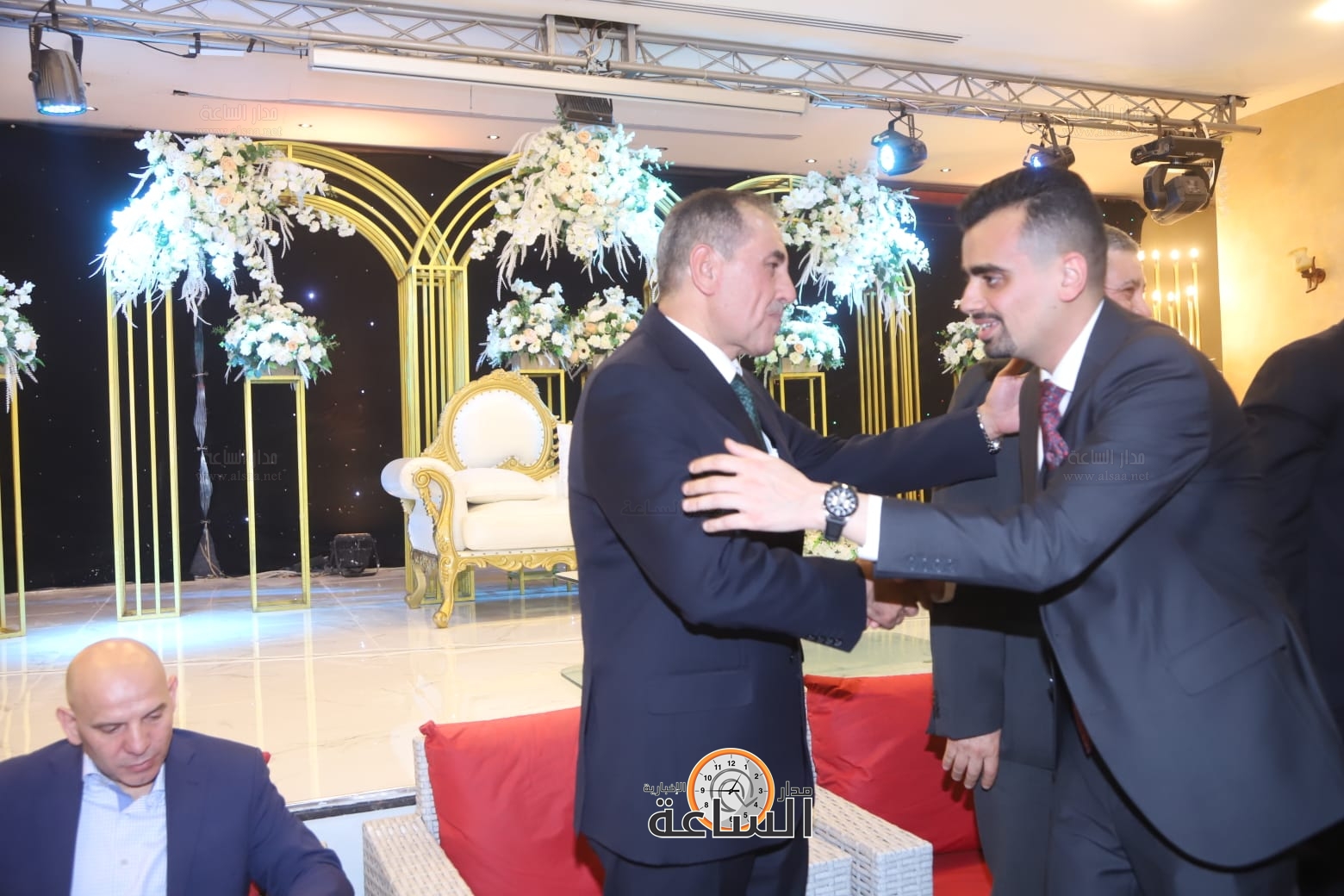 Madar Al-Saa Images 0.8056103158069822