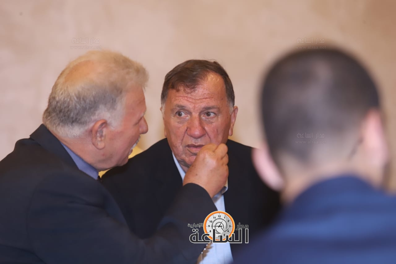 Madar Al-Saa Images 0.6194517675676369