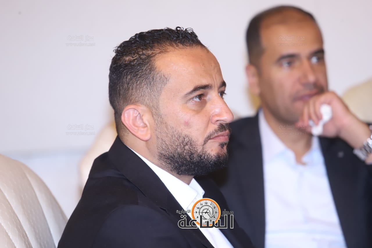 Madar Al-Saa Images 0.37328291030458105