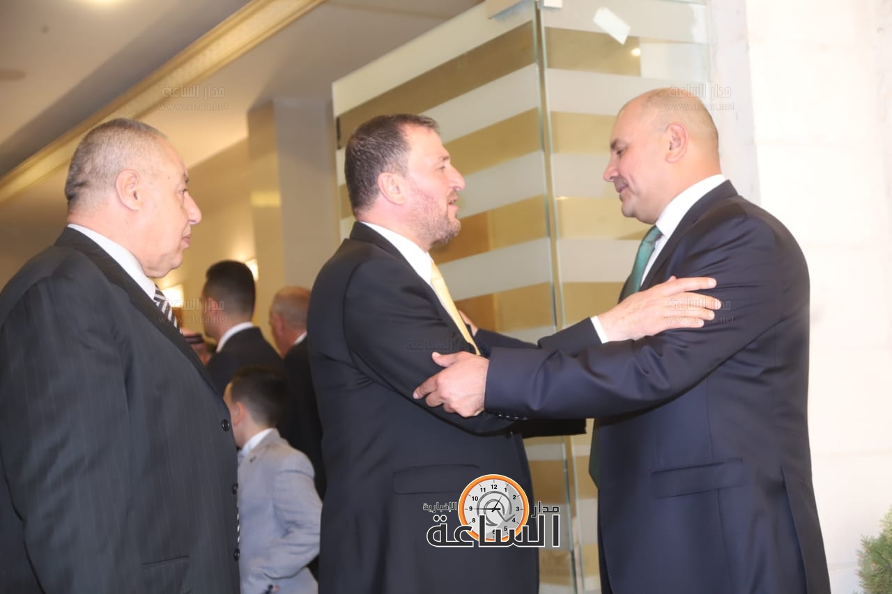 Madar Al-Saa Images 0.8548652766854918