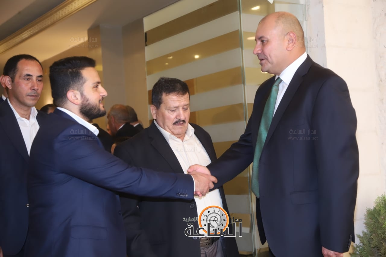 Madar Al-Saa Images 0.7120215635368482