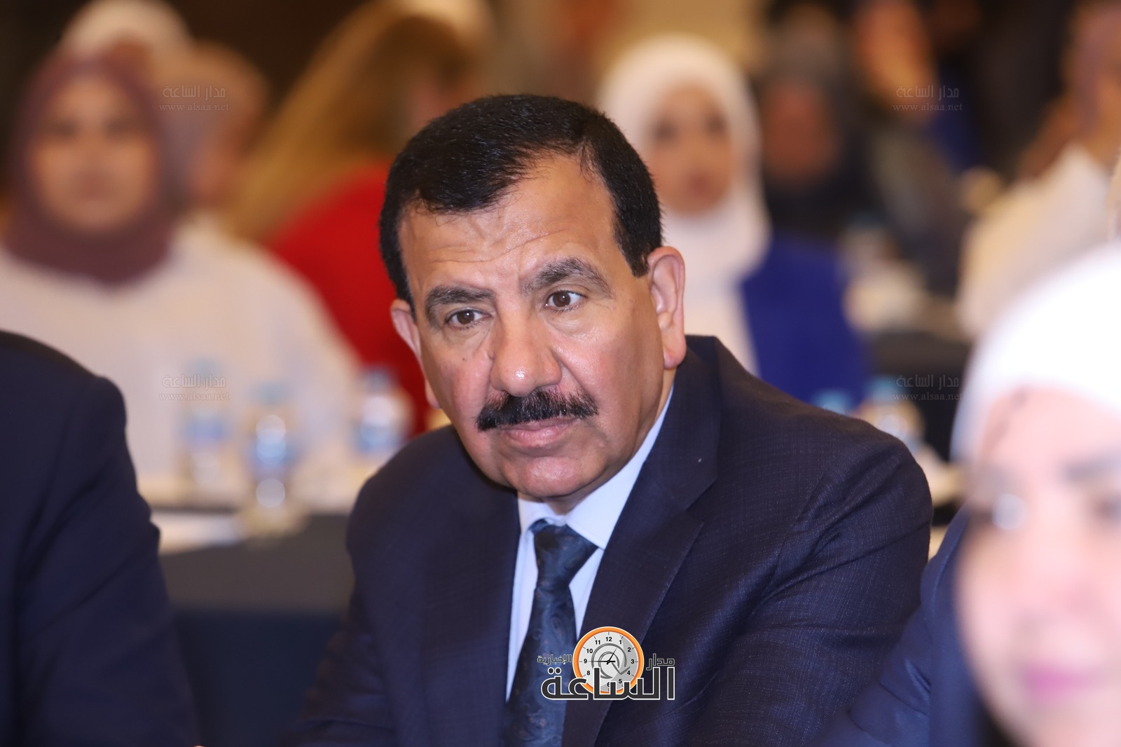 Madar Al-Saa Images 0.05347861105335494