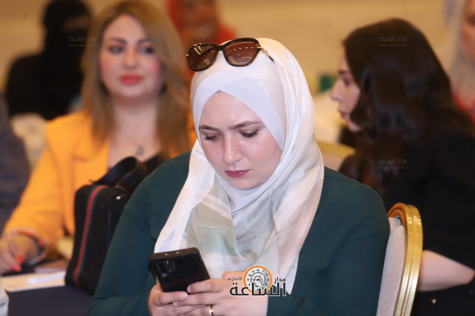 Madar Al-Saa Images 0.043656398099564564