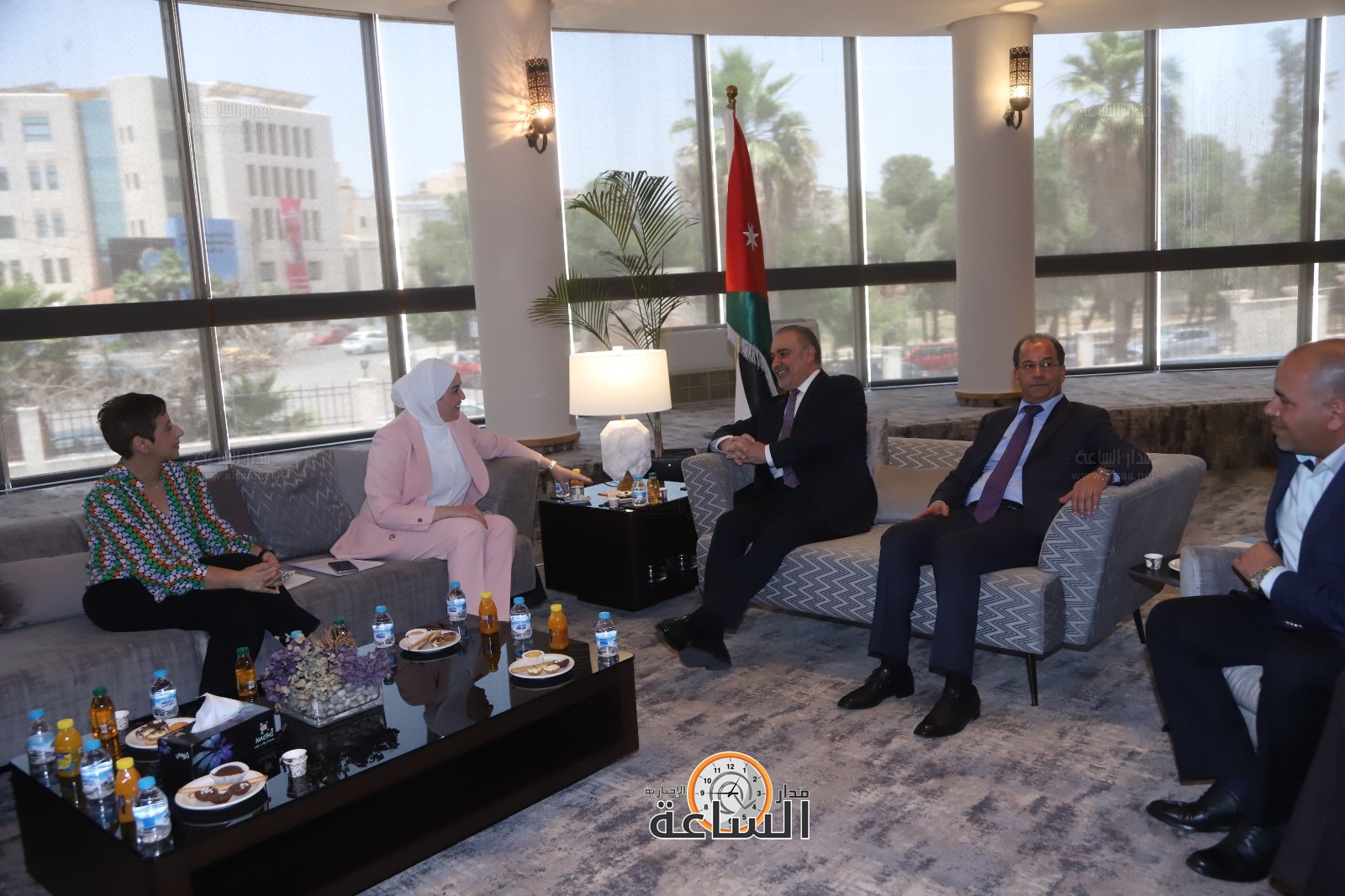 Madar Al-Saa Images 0.39142449311402494