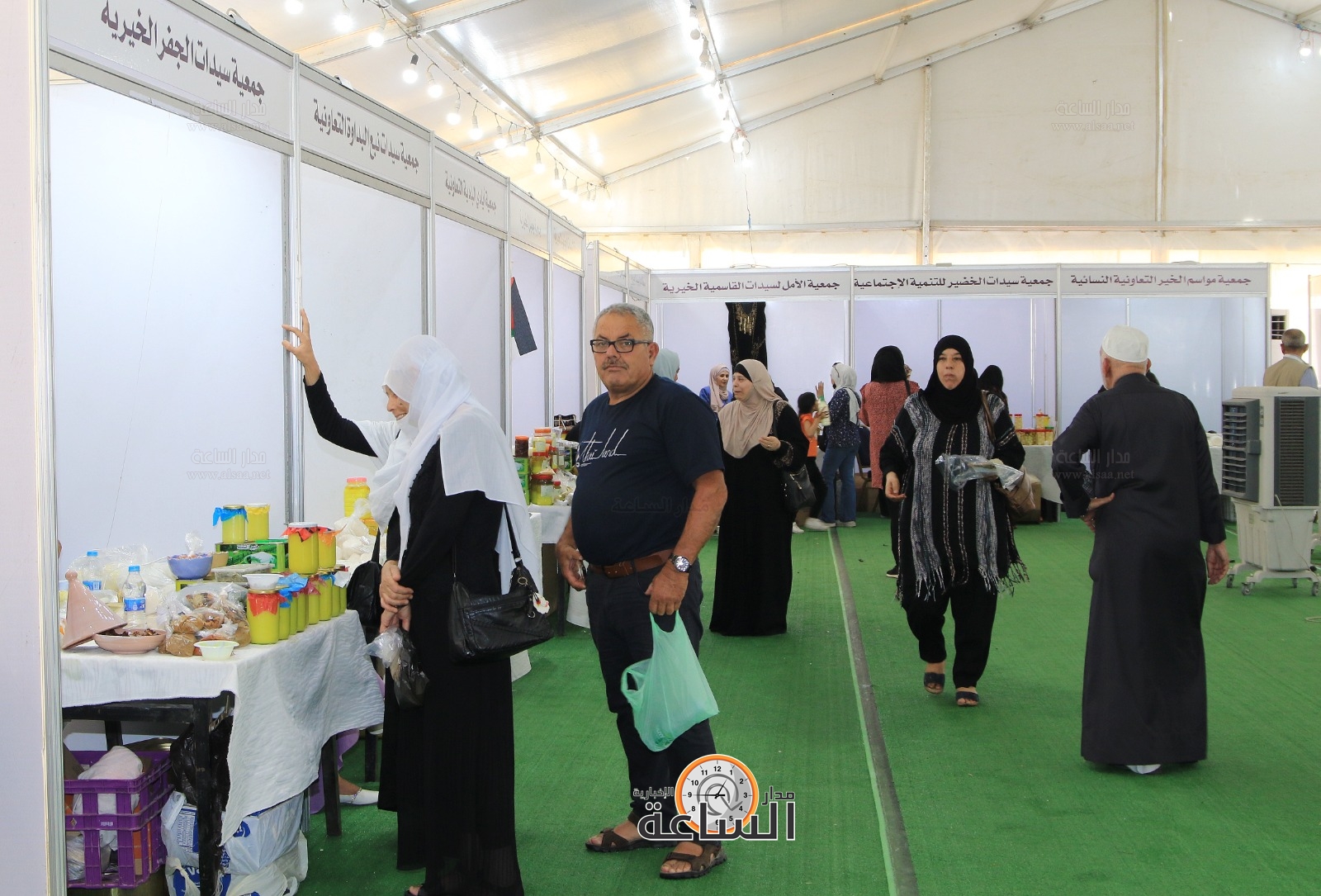 Madar Al-Saa Images 0.3662097175067496