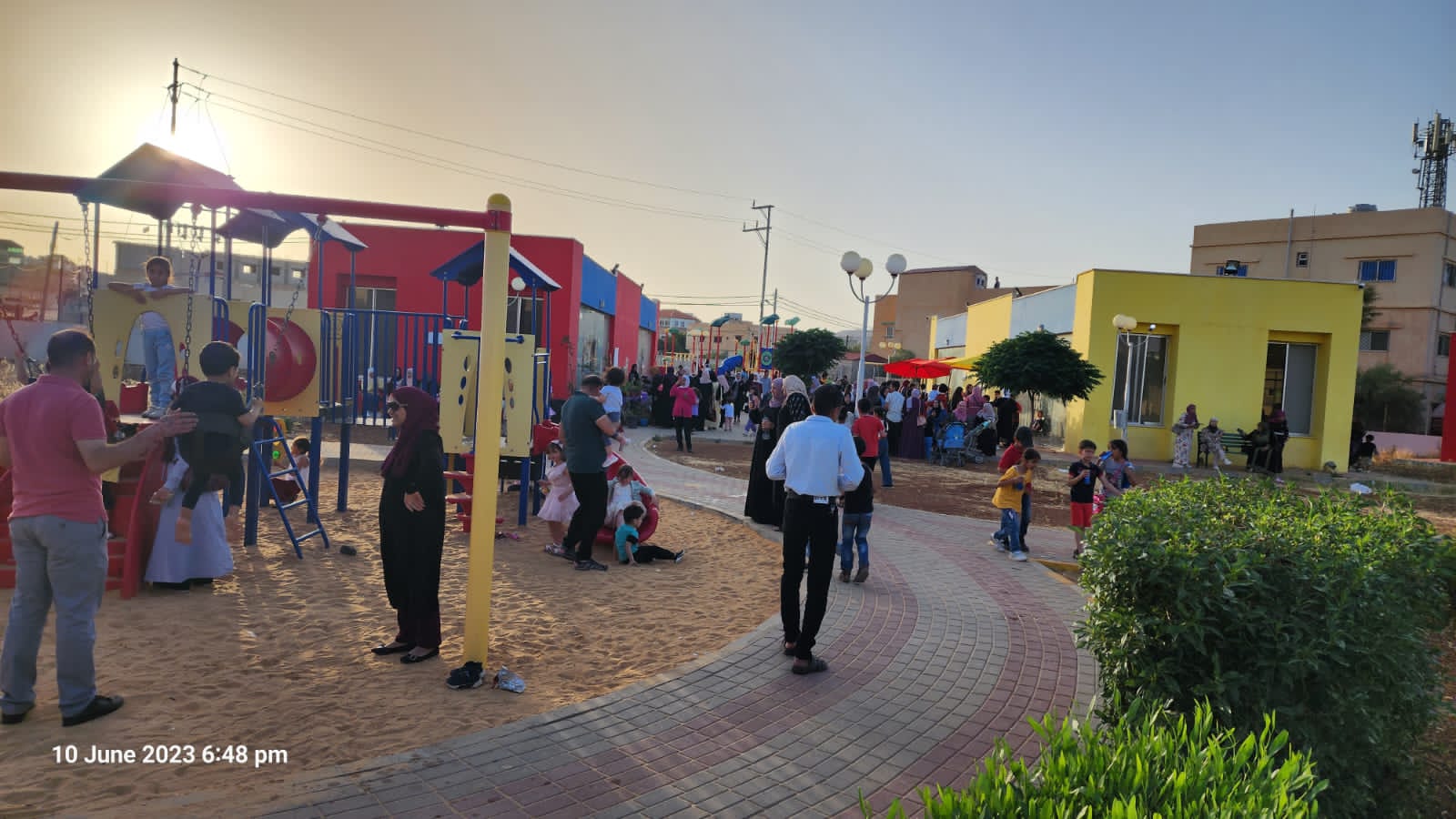 Madar Al-Saa Images 0.21460149678966434