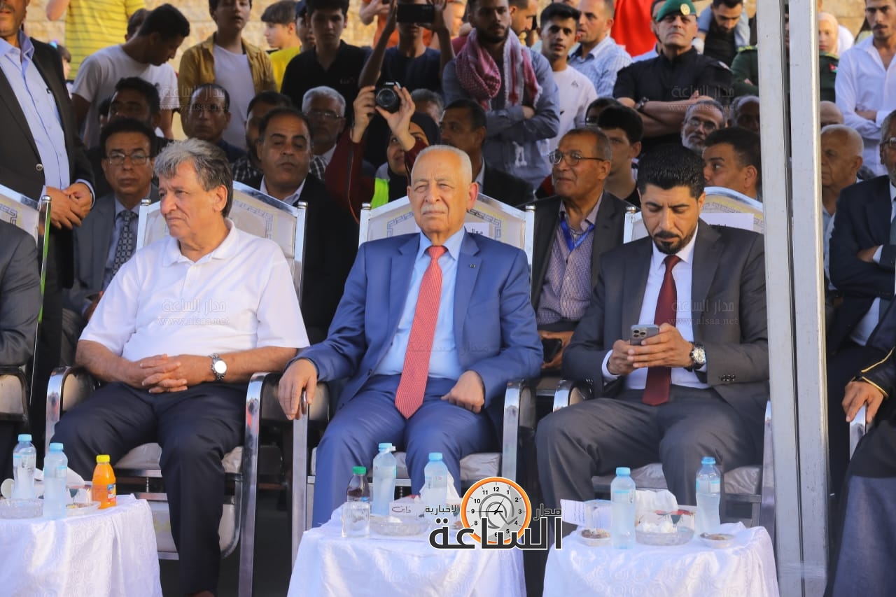 Madar Al-Saa Images 0.32739079845278996