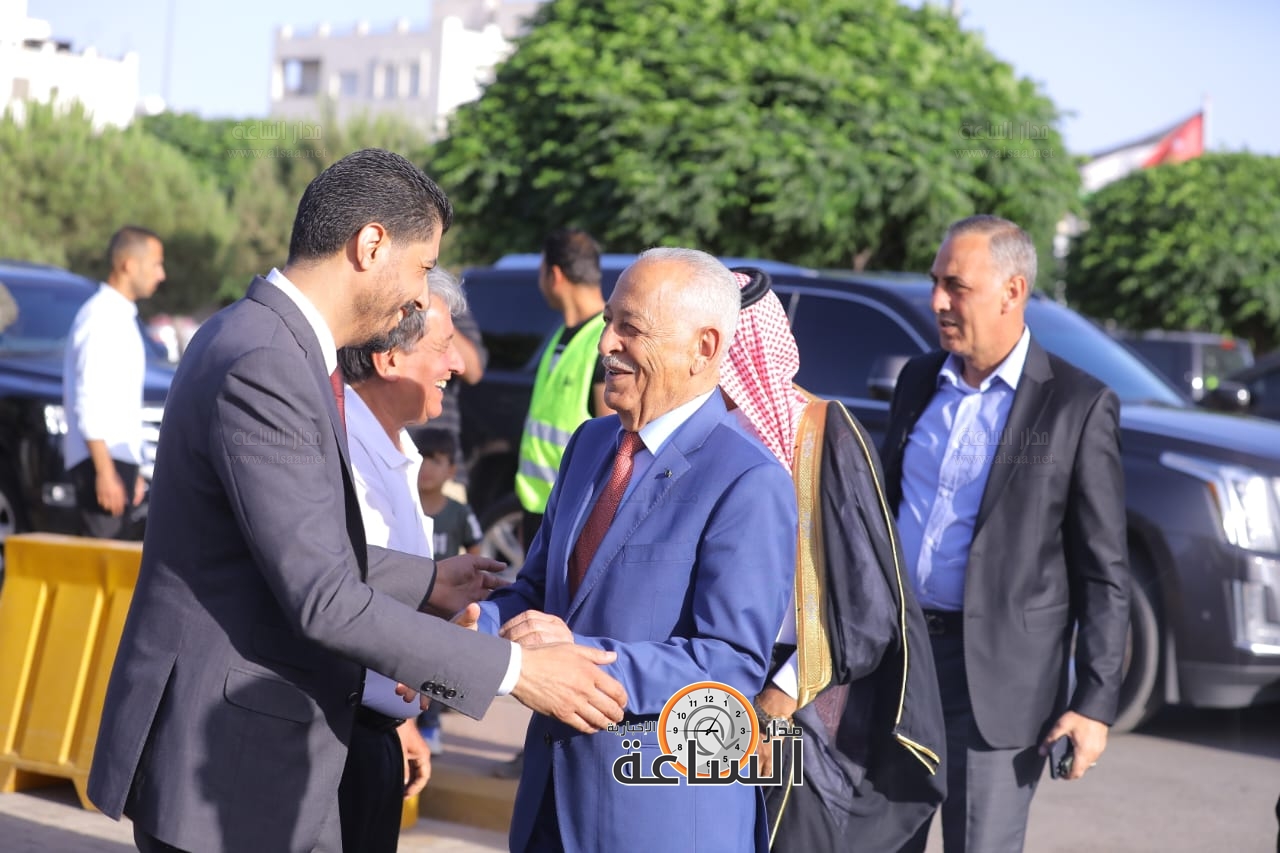 Madar Al-Saa Images 0.8007972556690132