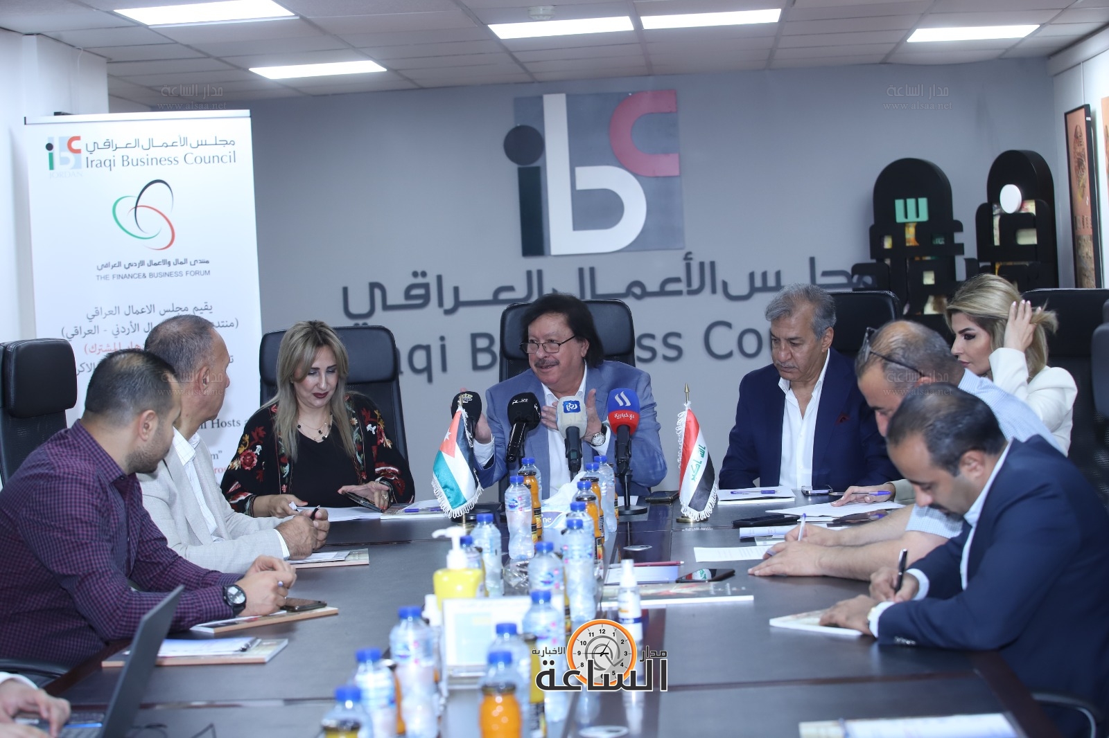 Madar Al-Saa Images 0.3563566367391159