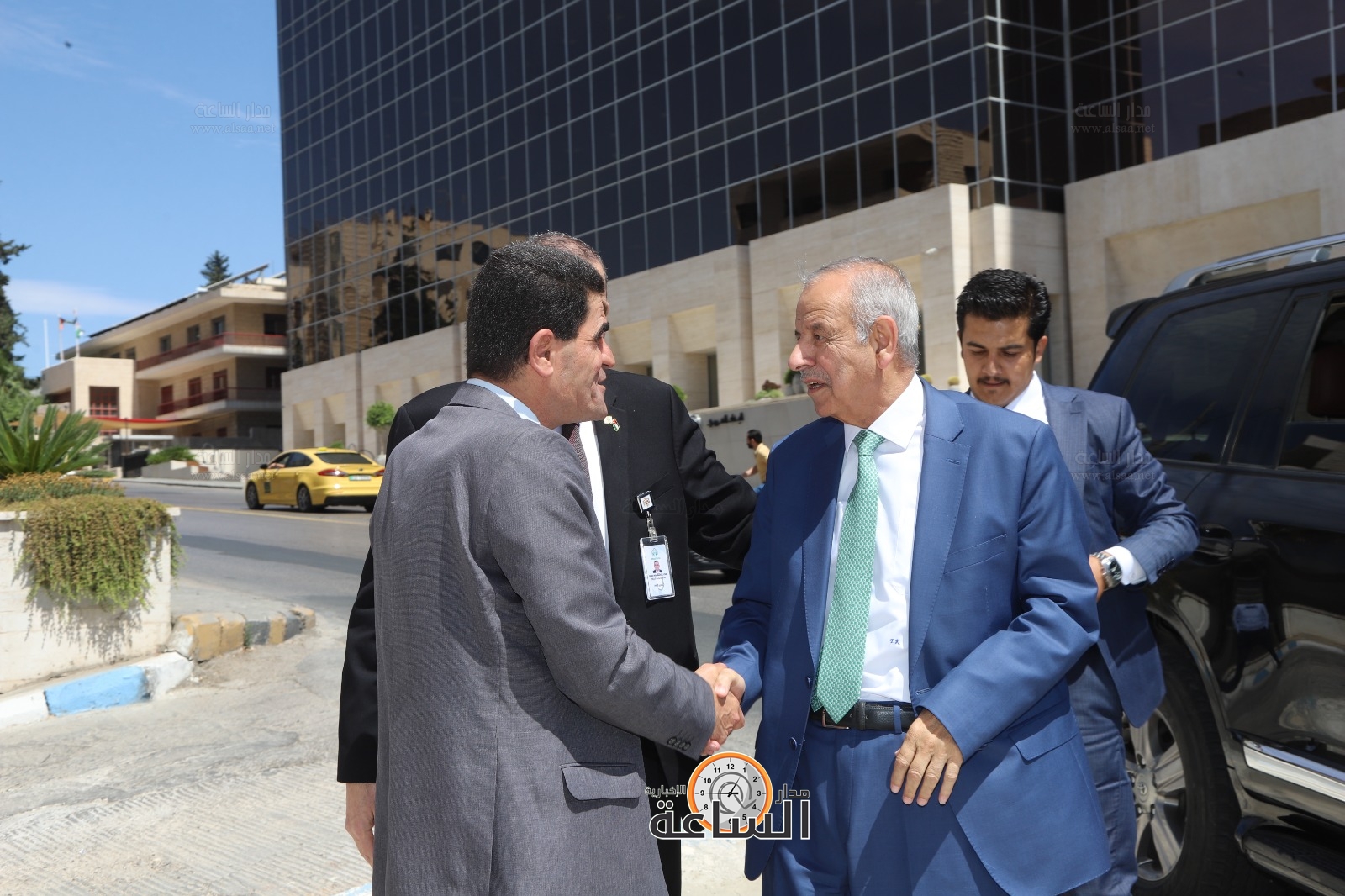 Madar Al-Saa Images 0.46607654885043215