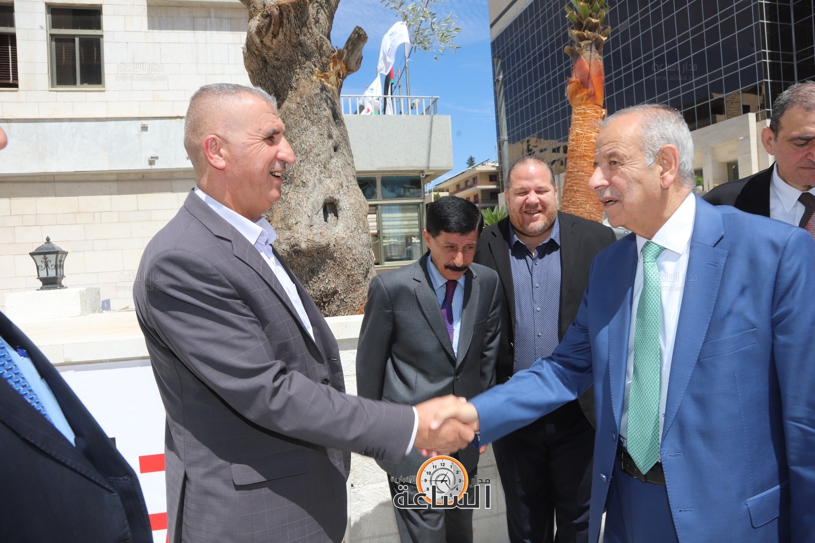 Madar Al-Saa Images 0.16308129636598845